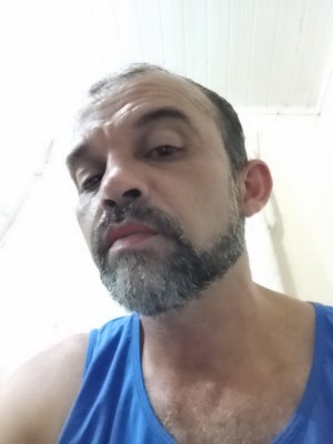 Oi...Eu sou o Mário, carinhoso,atencioso,sei conversar,gosto de dar e receber carinho,e prazer se estiver interessada me liga,prefiro as coroas, adoro elas,mas atenderei todas com prazer e muito carinho... bjosss 😘