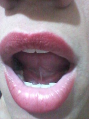 UMA BONECA GULOSA