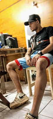 Excelente serviço, experimente e veja, garoto latino gostoso,