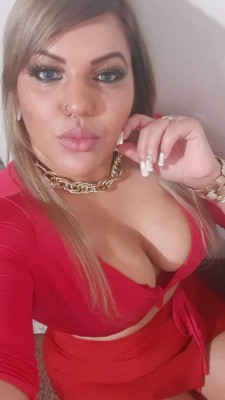Loira tesuda