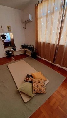 Massagem erótica.