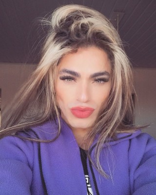 Travesti Angel