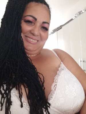 Me chamo Tabata estou disponível