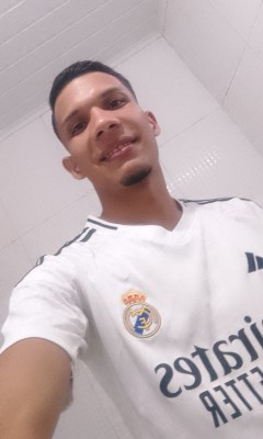 Olá, bem-vindo ao meu perfil. Meu nome é Ronald.