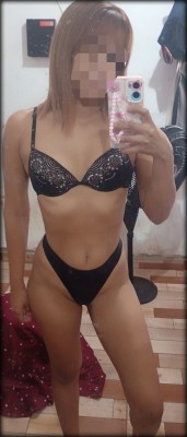 Karolzinha disponível