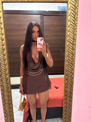 Novatinha disponível