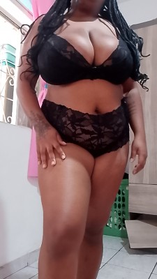 Gordinha moreninha