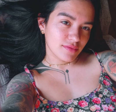 Morena linda! Tenho conteúdo e faço chamada.