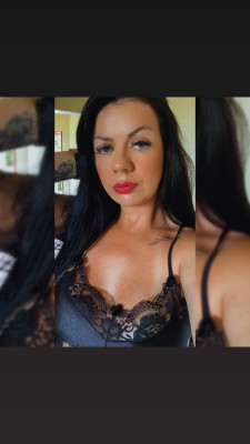 Daya  massagem tântrica